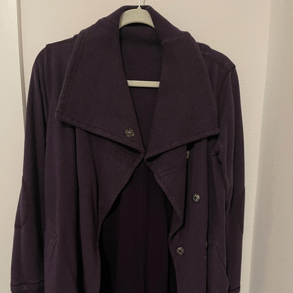 Lululemon Yoga Jacket - Plum - Size 8 - Great condition